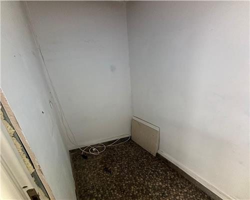 Spatiu comercial ultracentral, 21 mp, parter, renovat