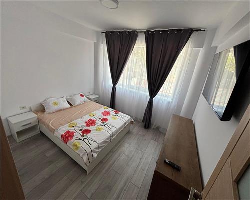 Casa 3 camere ultracentrala cu curte, parcare