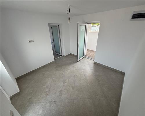 Teren 528 mp cu casa, utilitati si vedere panoramica la balta