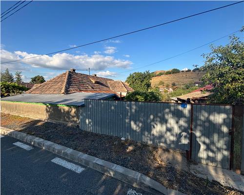 Casa 4 camere, teren 1081 mp, Niculitel, acces asfaltat