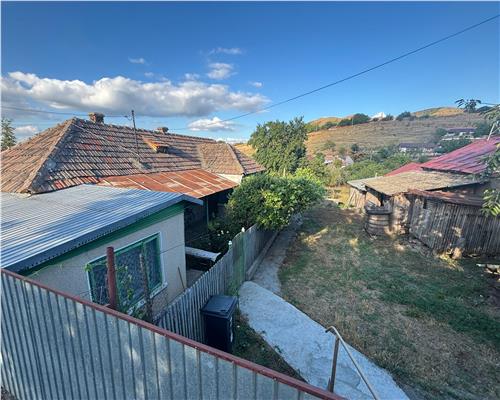 Casa 4 camere, teren 1081 mp, Niculitel, acces asfaltat