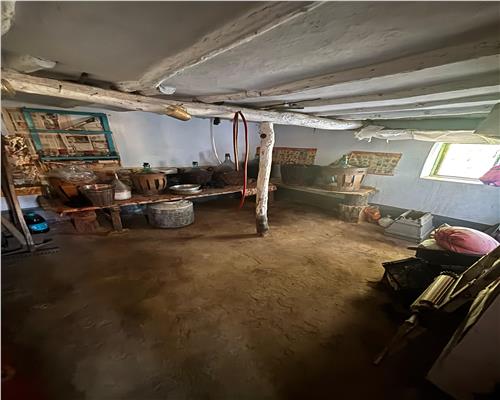 Casa 4 camere, teren 1081 mp, Niculitel, acces asfaltat