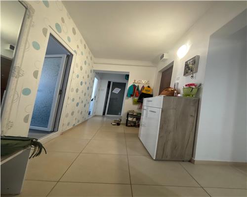 Apartament 3 camere, 62 mp, renovat, mobilat, garaj inclus – Spitalului