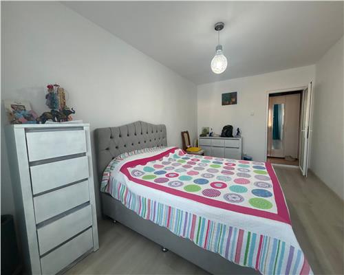 Apartament 3 camere, 62 mp, renovat, mobilat, garaj inclus – Spitalului