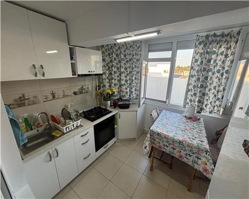 Apartament 3 camere, 62 mp, renovat, mobilat, garaj inclus – Spitalului