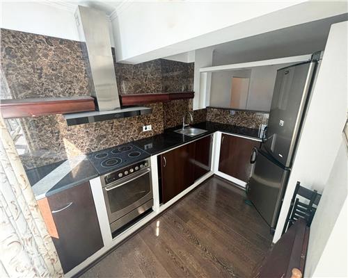 Apartament 3 camere, central, Str. Victoriei – 72 mp