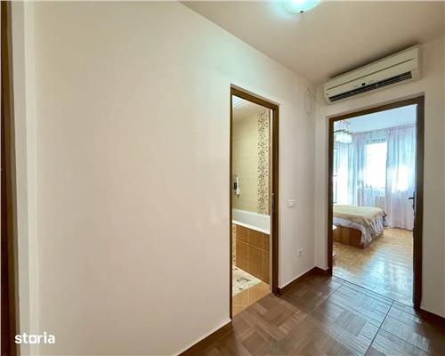Apartament 3 camere de închiriat, central, langa Piata Civica