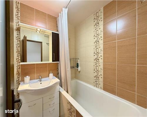 Apartament 3 camere de închiriat, central, langa Piata Civica