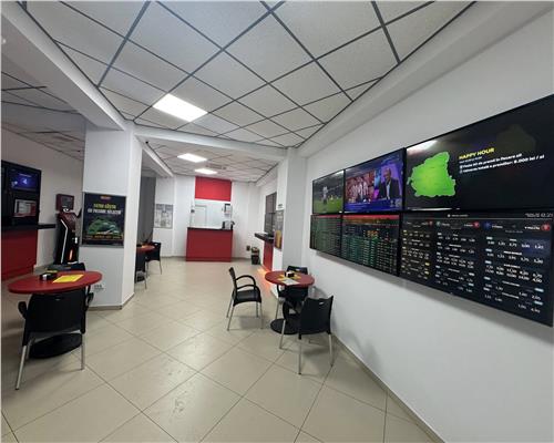 Spatiu comercial central Tulcea, parter, 100 mp, vitrina mare