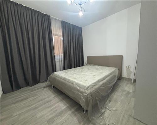 Apartament 2 camere decomandat, zona centrala
