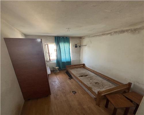 Garsoniera 11 mp, etaj 4, Zona Vest  ideala pentru investitie