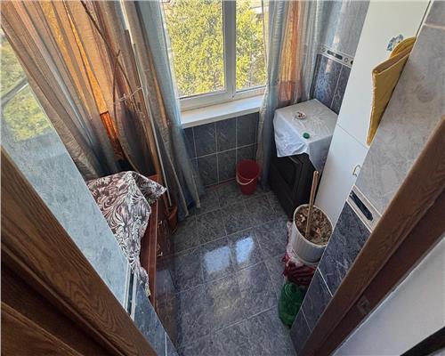 Apartament 2 camere decomandat, mobilat, zona Monument, 54 mp