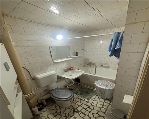 Apartament 4 camere ultracentral, 99 mp, 3 balcoane, partial mobilat