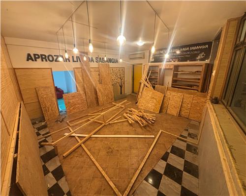 Spatiu comercial de vanzare zona mahmudiei stradal 40mp