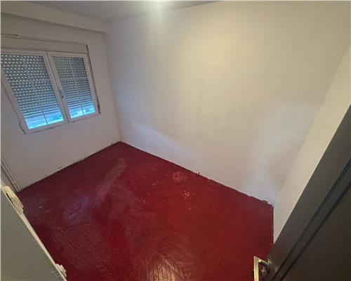 Apartament 3 camere, 44 mp, etaj 2, cartier Big