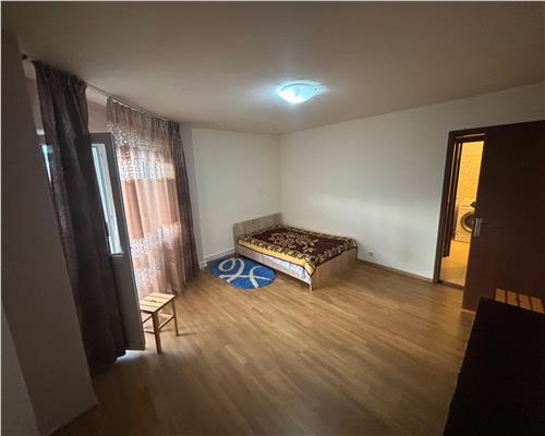 Apartament 3 camere str. Victoriei, mobilat complet, ideal muncitori