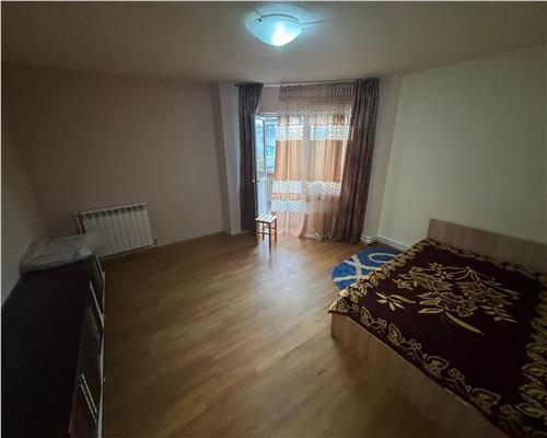 Apartament 3 camere str. Victoriei, mobilat complet, ideal muncitori