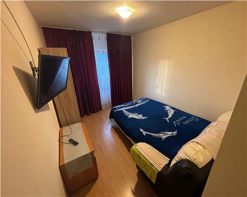 Apartament 3 camere str. Victoriei, mobilat complet, ideal muncitori