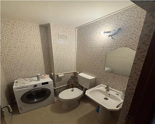 Apartament 3 camere str. Victoriei, mobilat complet, ideal muncitori