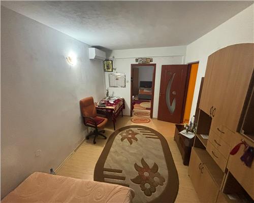 De vanzare – Apartament 2 camere, ultracentral, parter