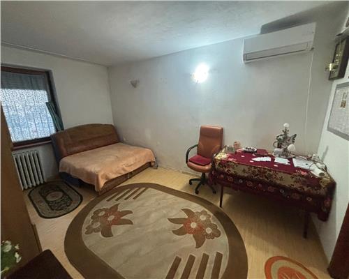 De vanzare – Apartament 2 camere, ultracentral, parter