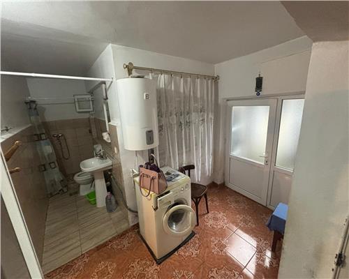 Casa de închiriat zona Centrala, aproape de Hotel Delta si faleza