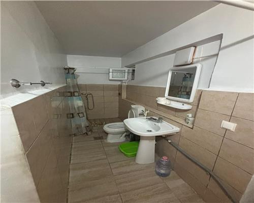 Casa de închiriat zona Centrala, aproape de Hotel Delta si faleza