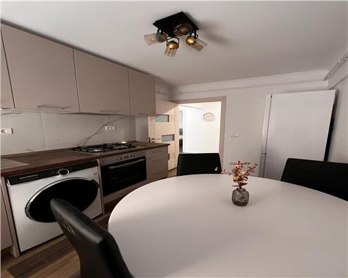 Apartament 3 camere Central – Prima inchiriere, renovat complet