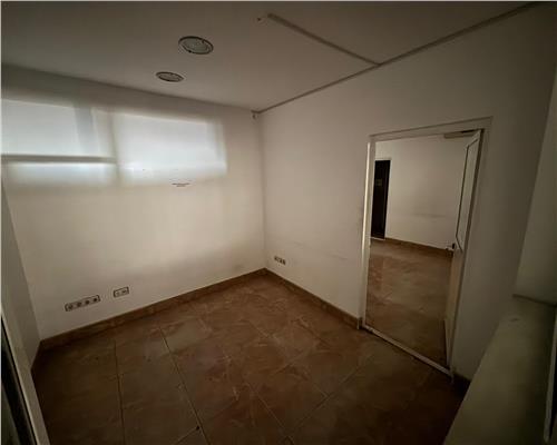 De închiriat Hala industriala 2000 mp, zona IVV, aproape de Penny C5