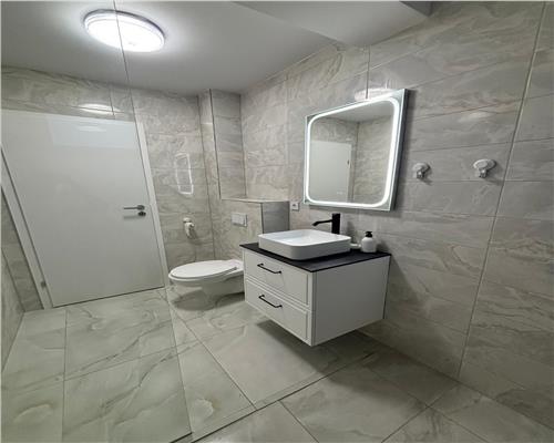 Apartament 3 camere E3, bloc nou 2025, prima inchiriere, parcare inclusa