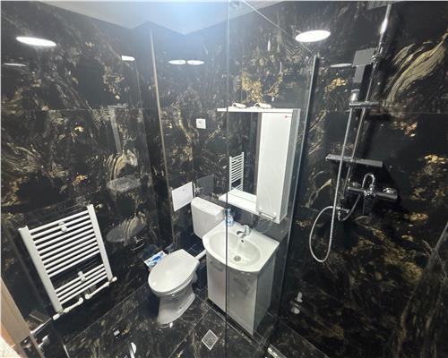 Garsoniera ultracentrala, prima închiriere, totul nou – langa Piata Civica