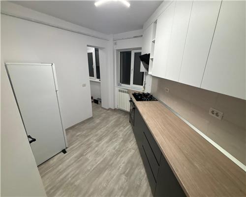 Apartament renovat 2 camere, centrala gaz, mobilat, ultracentral