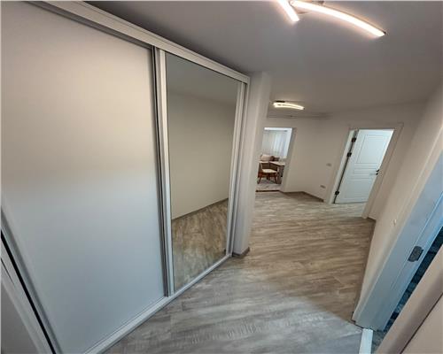 Apartament renovat 2 camere, centrala gaz, mobilat, ultracentral