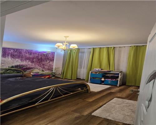 Apartament 3 camere mobilat bloc nou, parcare privata supravegheat video