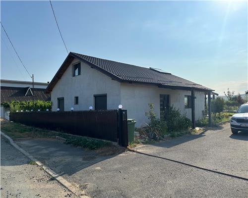 Casa noua moderna, semi-pasiva, 5 camere, 1000 mp teren – Cataloi