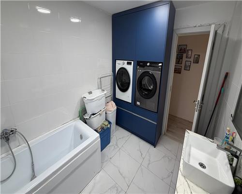 Casa noua moderna, semi-pasiva, 5 camere, 1000 mp teren – Cataloi