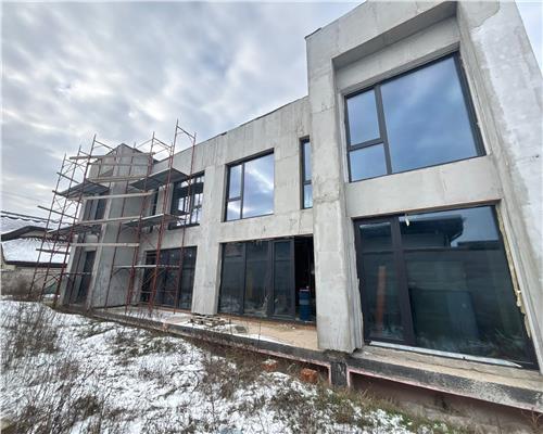 Casa moderna tip duplex, zona 9 Mai – constructie noua 2024