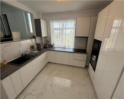 Apartament tip duplex de vanzare – zona E3, 3 camere