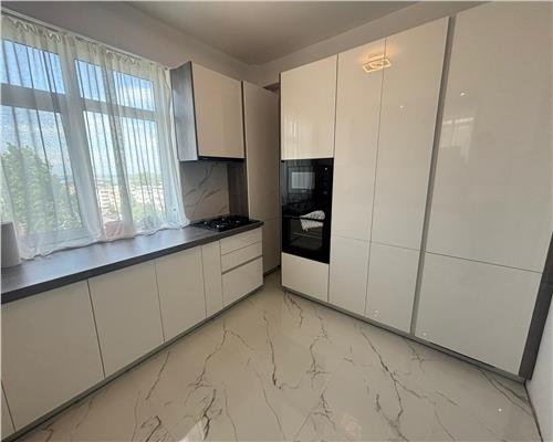 Apartament tip duplex de vanzare – zona E3, 3 camere