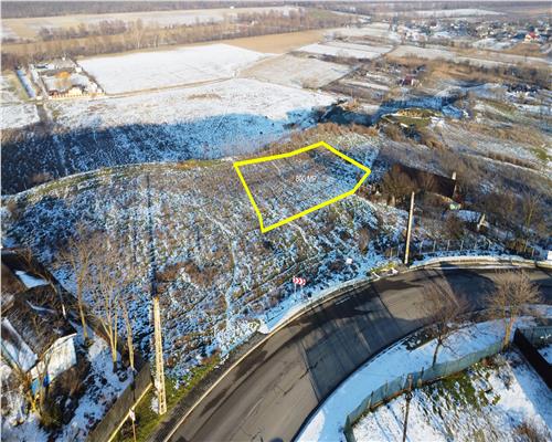 Teren intravilan Victoria Tulcea, utilitati in proximitate, vedere frumoasa