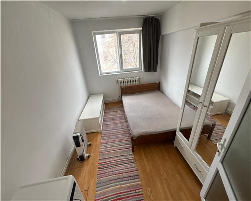 Garsoniera 17 mp Zona Vest, renovata, mobilata, ideal investitie