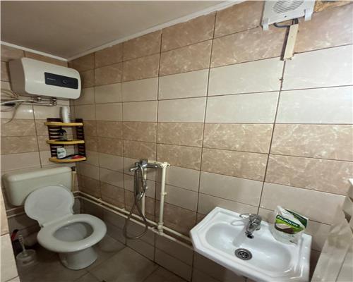 Garsoniera 17 mp Zona Vest, renovata, mobilata, ideal investitie