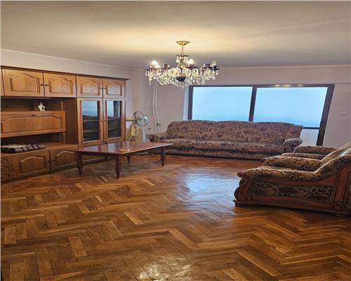 Apartament 2 camere decomandat 64 mp + 4,8mp boxa, parter str Victoriei