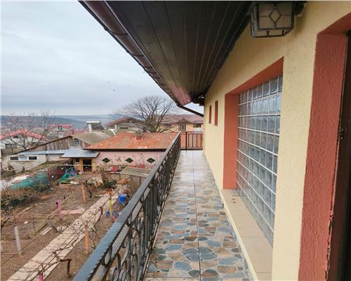 Casa D+P+M 167 mp teren 209 mp Alexandru cel Bun sauna garaj subteran