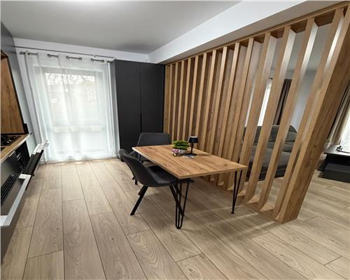 Apartament LUX 2 camere, NOU, parcare inclusa, zona centrala