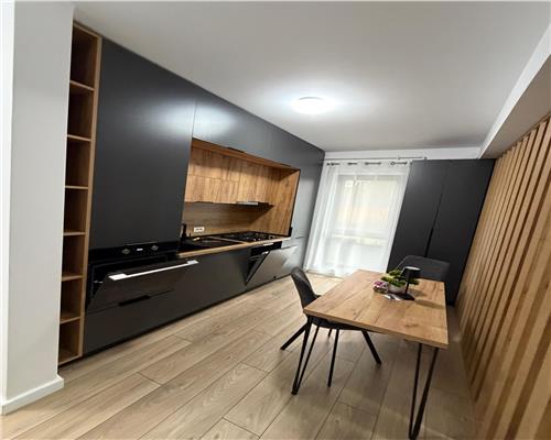 Apartament LUX 2 camere, NOU, parcare inclusa, zona centrala
