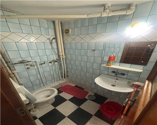 Apartament 2 camere, zona Neptun, etaj 2, oportunitate investitie