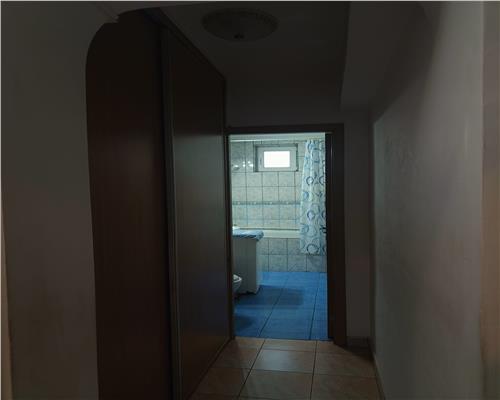 Apartament 2 camere, ultracentral Tulcea – str. Isaccei, centrala pe gaz