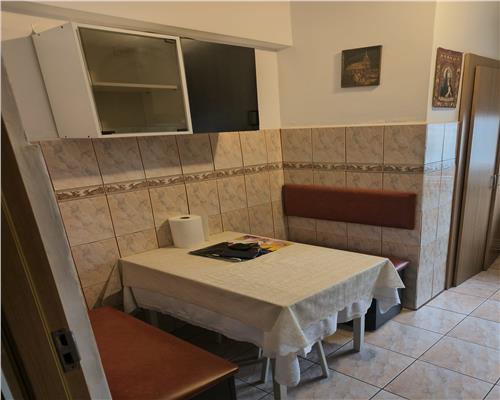 Apartament 2 camere, ultracentral Tulcea – str. Isaccei, centrala pe gaz