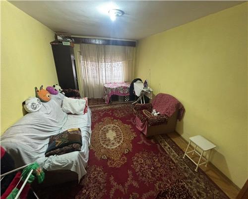 Apartament 2 camere decomandat, zona centrala – Strada Babadag